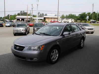 hyundai sonata 2006 gray sedan gasoline 6 cylinders front wheel drive automatic 27215