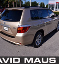 toyota highlander 2008 gold suv gasoline 6 cylinders front wheel drive automatic 32771