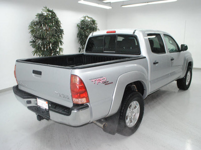 toyota tacoma 2007 silver prerunner v6 gasoline 6 cylinders rear wheel drive automatic 91731