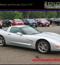 chevrolet corvette 2002 silver coupe gasoline 8 cylinders rear wheel drive automatic with overdrive 55318