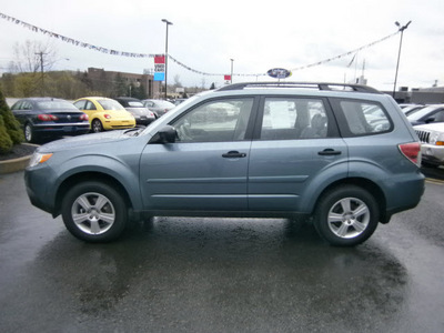 subaru forester 2011 green 2 5x gasoline 4 cylinders all whee drive automatic 13502