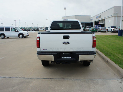 ford f 350 super duty 2011 white xlt biodiesel 8 cylinders 4 wheel drive automatic 76108