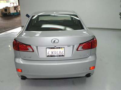 lexus is 250 2009 gray sedan gasoline 6 cylinders rear wheel drive automatic 91731