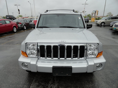 jeep commander 2007 silver suv limited gasoline 8 cylinders 4 wheel drive automatic 60443