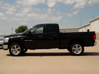 dodge ram 1500 2007 brilliant black cry big horn gasoline 8 cylinders 4 wheel drive automatic 62034