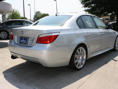 bmw 5 series 2008 silver sedan 550i gasoline 8 cylinders rear wheel drive automatic 27616