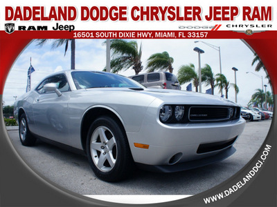 dodge challenger 2010 silver coupe se gasoline 6 cylinders rear wheel drive automatic 33157