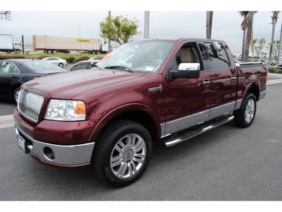 lincoln mark lt 2006 dk  red gasoline 8 cylinders 4 wheel drive automatic 91761