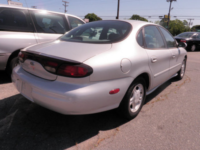 ford taurus 1998 silver sedan se gasoline v6 front wheel drive automatic 28217