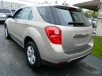 chevrolet equinox 2011 gold ls gasoline 4 cylinders all whee drive automatic 14224