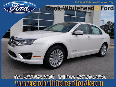 ford fusion hybrid 2012 white sedan hybrid 4 cylinders front wheel drive automatic 32401