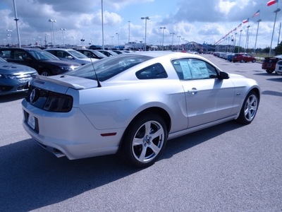 ford mustang 2013 silver coupe gasoline 8 cylinders rear wheel drive 6 speed automatic 77388