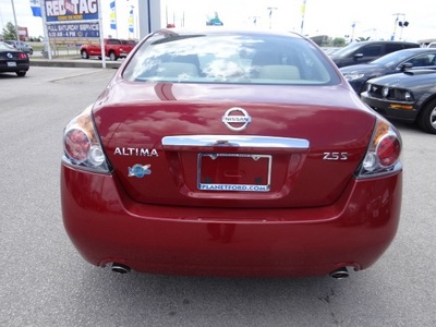 nissan altima 2007 sedan gasoline 4 cylinders front wheel drive not specified 77388