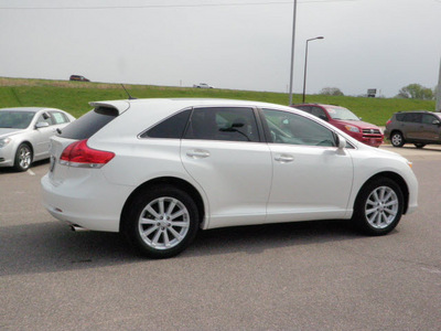 toyota venza 2010 blizzard pearl suv 4cyl gasoline 4 cylinders all whee drive automatic 56001