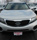 kia sorento 2013 bright silver suv lx gasoline 6 cylinders front wheel drive 6 speed automatic 43228