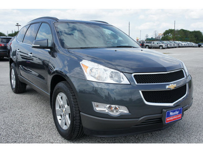 chevrolet traverse 2012 gray suv gasoline 6 cylinders front wheel drive automatic 77090