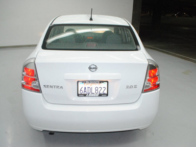 nissan sentra 2007 white sedan 2 0 s gasoline 4 cylinders front wheel drive automatic 91731