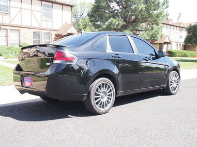 ford focus 2011 black sedan sport ses 5spd leather only25k gasoline 4 cylinders front wheel drive 5 speed manual 80012