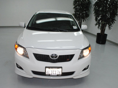 toyota corolla 2010 white sedan s gasoline 4 cylinders front wheel drive automatic 91731