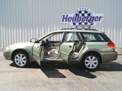 subaru outback 2006 willow green wagon 2 5i gasoline 4 cylinders all whee drive automatic 80905