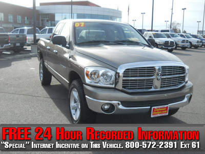 dodge ram pickup 1500 2007 khaki slt gasoline 8 cylinders 4 wheel drive automatic 99212