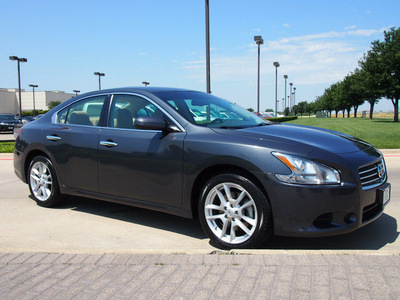 nissan maxima 2011 dk  gray sedan 3 5 s gasoline 6 cylinders front wheel drive automatic 76018