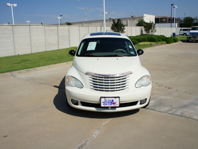 chrysler pt cruiser 2006 white wagon limited gasoline 4 cylinders front wheel drive automatic with overdrive 76108