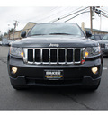 jeep grand cherokee 2011 black suv gasoline 6 cylinders 4 wheel drive 5 speed automatic 08844