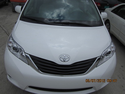 toyota sienna