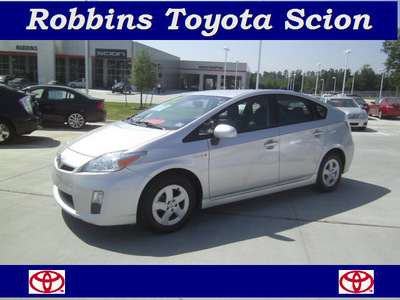 toyota prius 2010 silver iii hybrid 4 cylinders front wheel drive automatic 75503