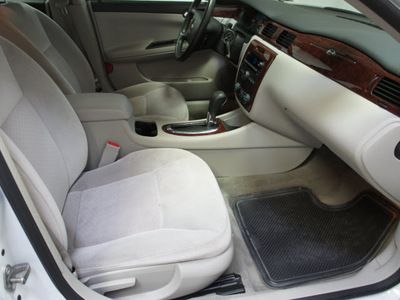 chevrolet impala 2010 white sedan lt flex fuel 6 cylinders front wheel drive automatic 76108