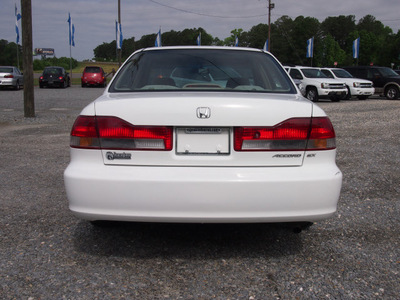 honda accord 2002 white sedan ex gasoline 4 cylinders front wheel drive automatic 27569