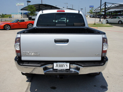 toyota tacoma 2011 silver gasoline 6 cylinders 4 wheel drive automatic 76087