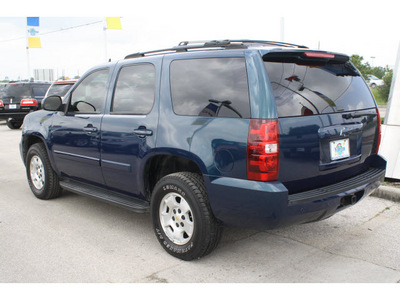 chevrolet tahoe 2007 lt  blue suv gasoline 8 cylinders rear wheel drive 4 speed automatic 77388