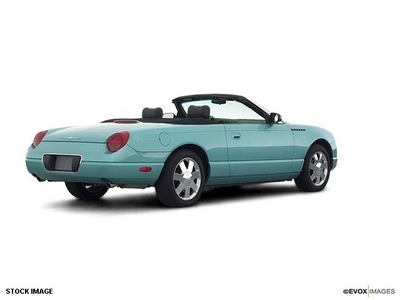 ford thunderbird 2002 deluxe gasoline 8 cylinders rear wheel drive 5 speed automatic 28805