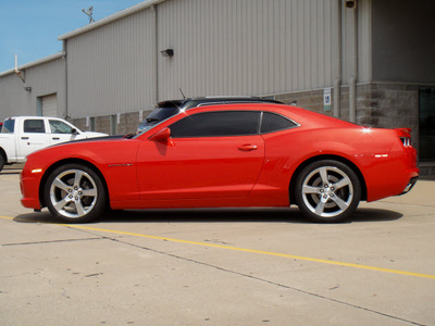 chevrolet camaro 2010 orange coupe ss gasoline 8 cylinders rear wheel drive 6 speed manual 62034