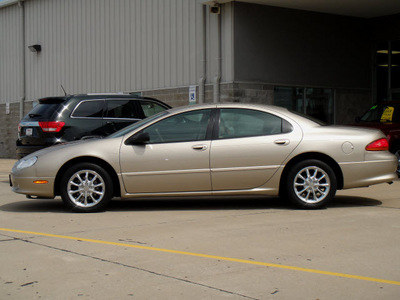 chrysler concorde 2004 beige sedan lxi gasoline 6 cylinders front wheel drive automatic 62034