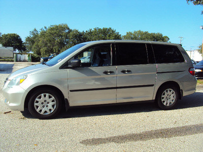 honda odyssey 2005 silver van lx w 3rd row seat gasoline 6 cylinders front wheel drive automatic 32901