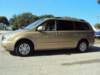 kia sedona 2011 beige van lx w 3rd row seat gasoline 6 cylinders front wheel drive automatic 32901