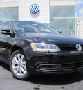 volkswagen jetta 2012 black sedan se gasoline 5 cylinders front wheel drive 6 speed automatic 46410