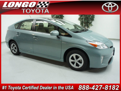 toyota prius 2012 lt green four hybrid 4 cylinders front wheel drive not specified 91731