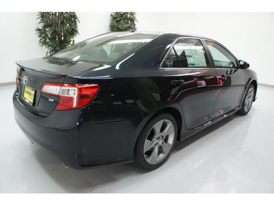toyota camry 2012 gray sedan se v6 gasoline 6 cylinders front wheel drive not specified 91731