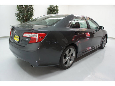 toyota camry 2012 gray sedan se gasoline 4 cylinders front wheel drive automatic 91731