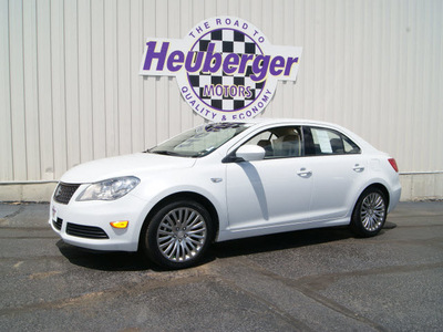 suzuki kizashi 2011 white water sedan se gasoline 4 cylinders all whee drive automatic 80905