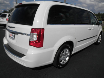 chrysler town and country 2011 white van touring flex fuel 6 cylinders front wheel drive automatic 34474