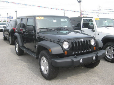 jeep wrangler unlimited 2012 black suv sport gasoline 6 cylinders 4 wheel drive 5 speed automatic 62863