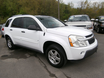 chevrolet equinox 2006 white suv ls gasoline 6 cylinders all whee drive automatic 13502