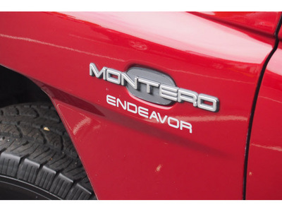 mitsubishi montero 2000 cambridge red suv endeavor gasoline 6 cylinders sohc 4 wheel drive automatic with overdrive 07701