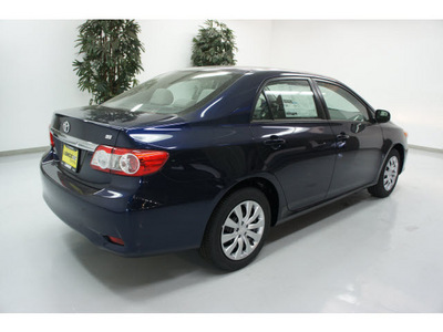 toyota corolla 2012 blue sedan le gasoline 4 cylinders front wheel drive automatic 91731