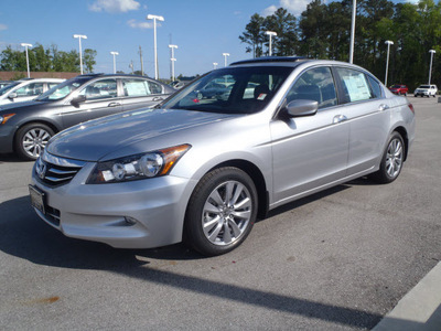 honda accord 2012 silver sedan ex l v6 gasoline 6 cylinders front wheel drive automatic 28557